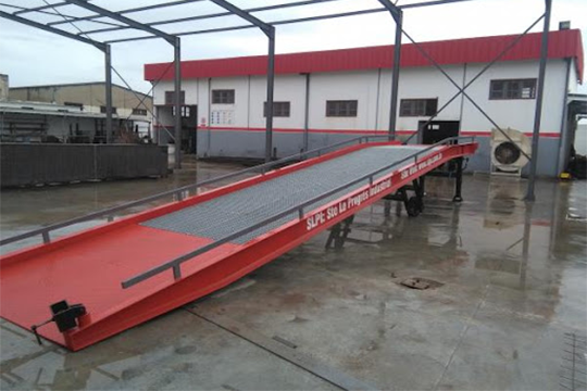 Loading<br> ramp